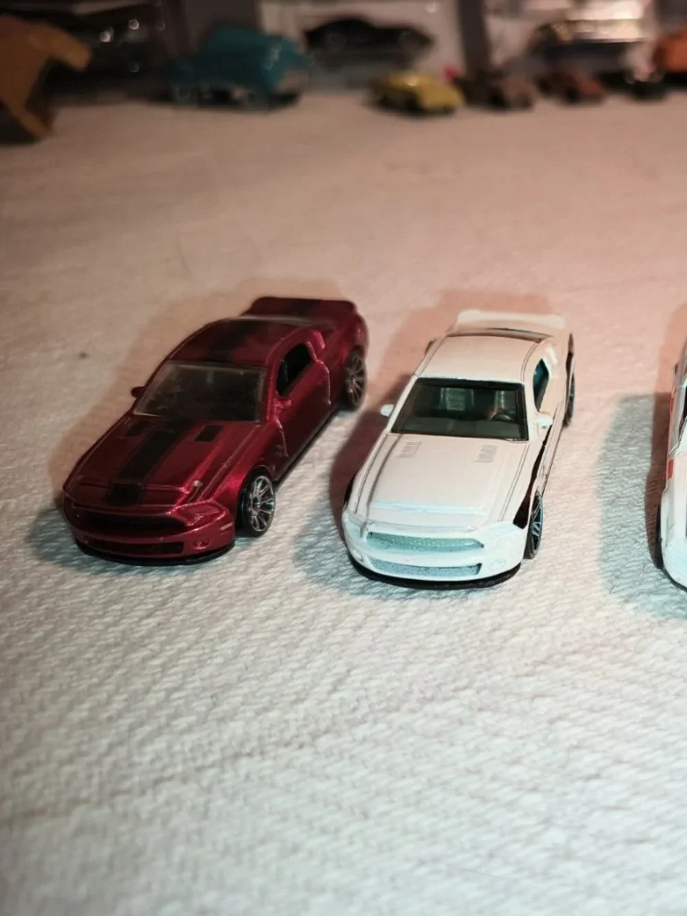 HOT WHEELS & MAISTO FORD MUSTANG/SHELBY 4-CAR DIECAST LOT